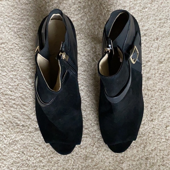 Marc Fisher Peep Toe SHIMMEE Black Booties - Picture 5 of 17